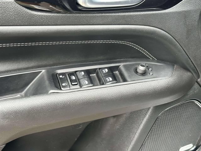 Used 2023 Jeep Compass High Altitude AWD/4WD image 17