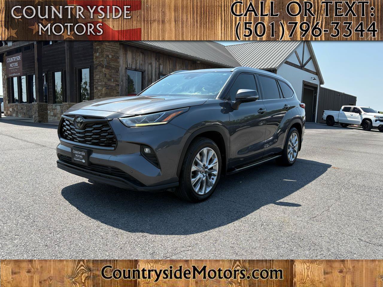 Used 2021 Toyota Highlander Limited FWD image 1