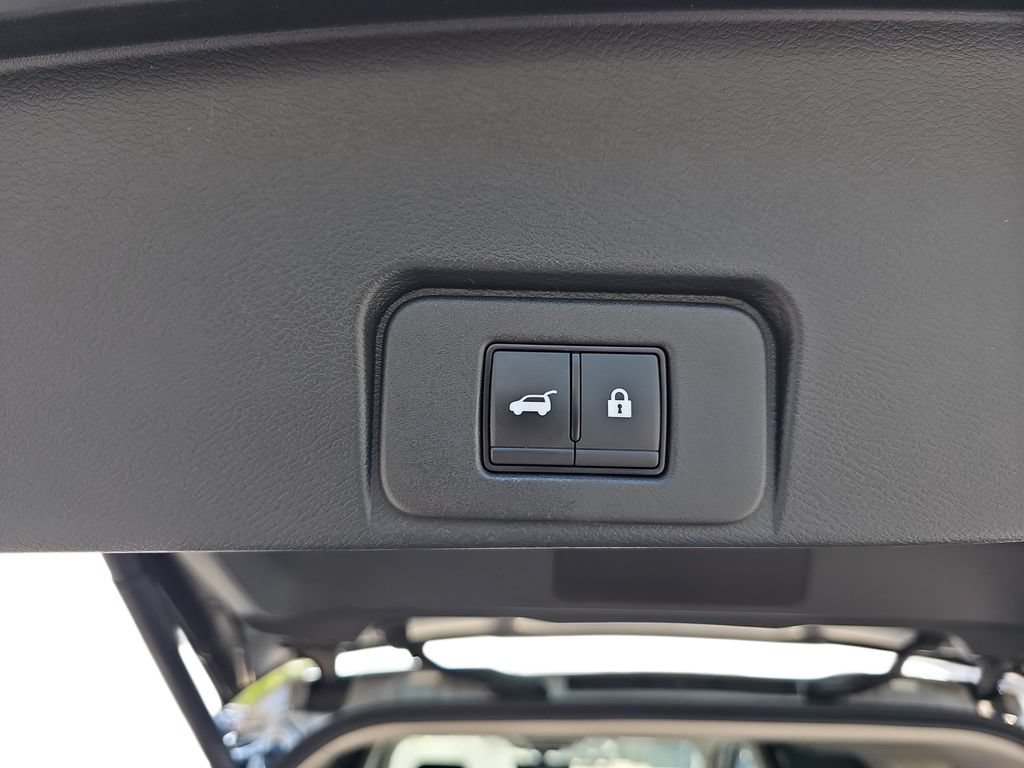 Used 2024 Nissan Rogue Platinum w/ Platinum Premium Package FWD image 34