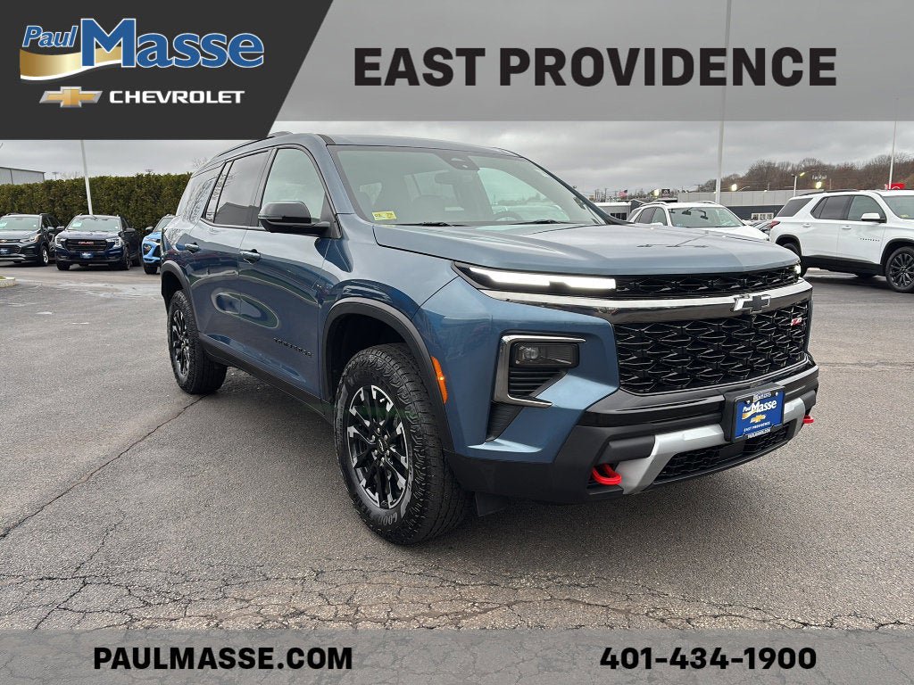 Used 2025 Chevrolet Traverse Z71 w/ Driver Confidence Package image 3
