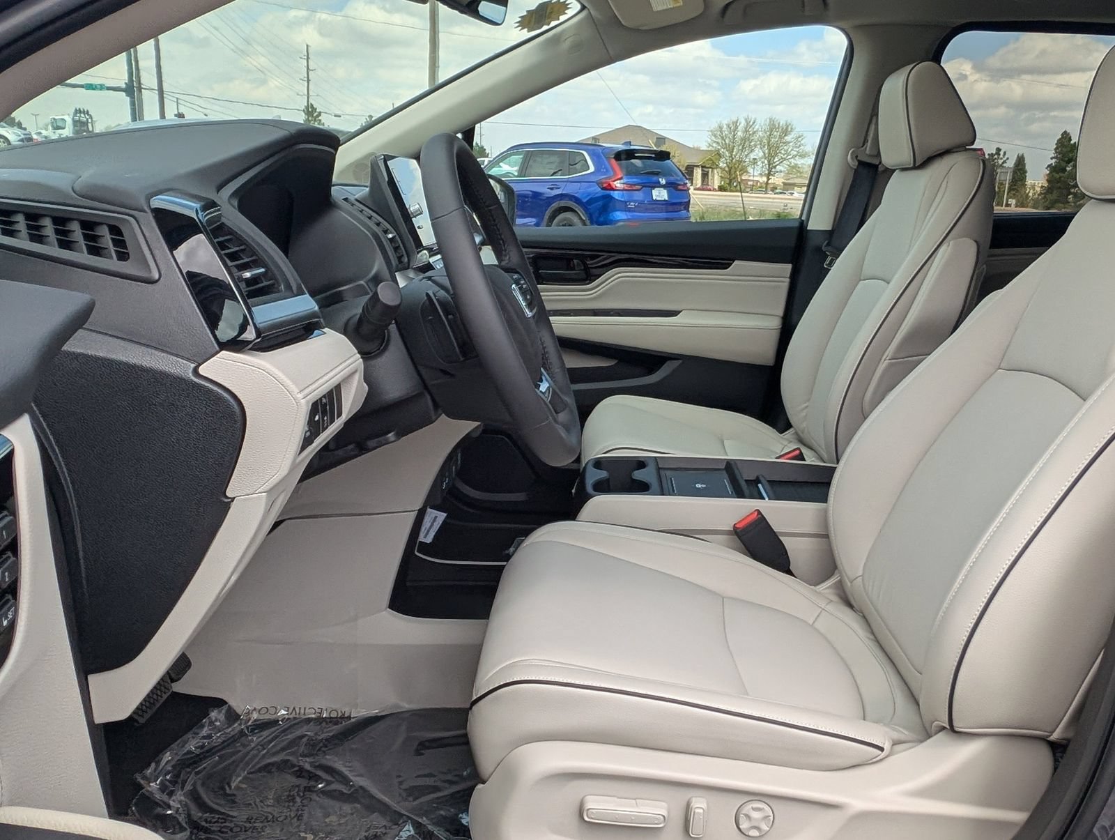 New 2027 Honda Odyssey Touring image 5