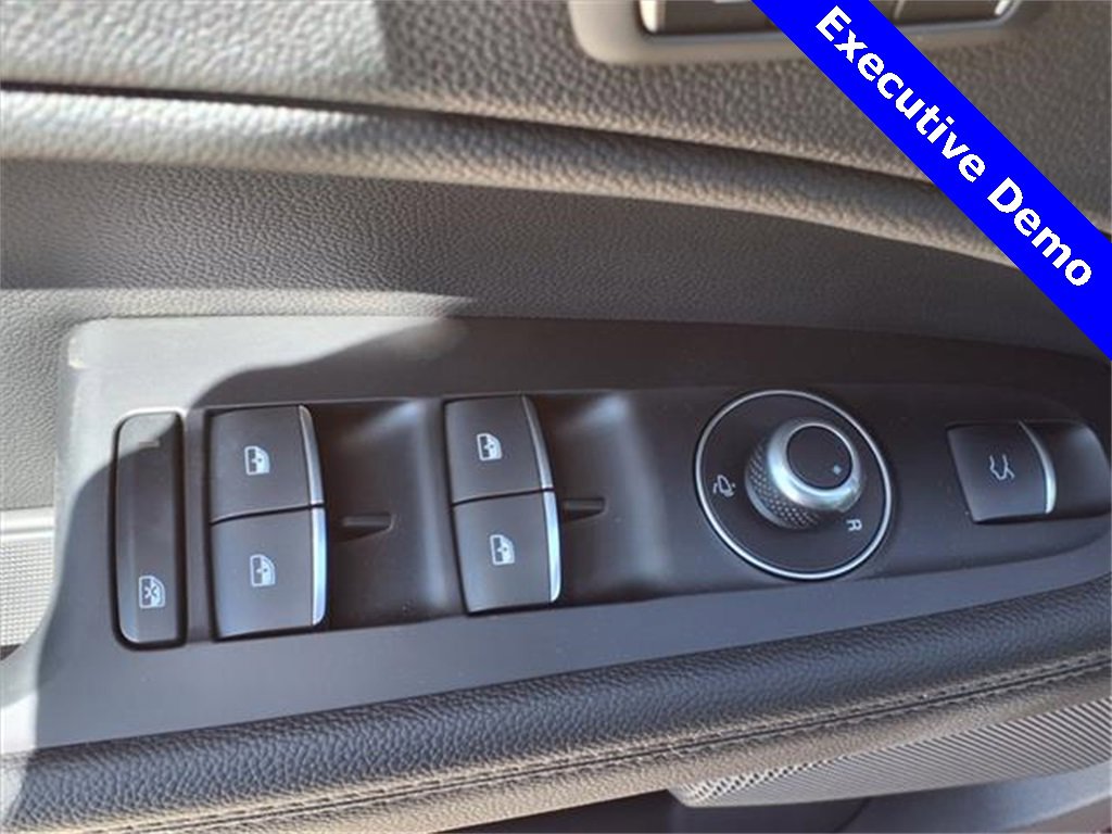 New 2025 Alfa Romeo Stelvio Sprint w/ Veloce Package image 17