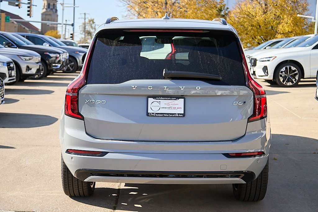 New 2026 Volvo XC90 B6 Ultra w/ Protection Package image 8
