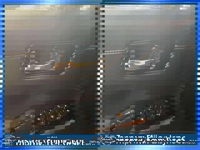 Certified 2024 Nissan Pathfinder SL image 17