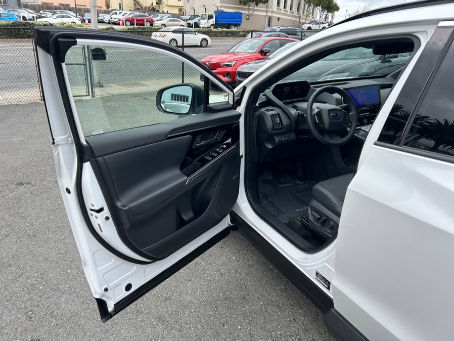 Used 2023 Subaru Solterra AWD image 9