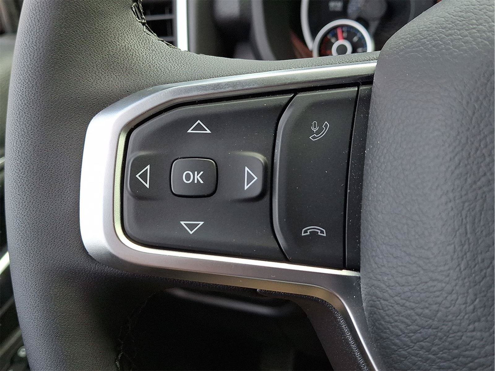 New 2025 RAM 2500 Big Horn AWD/4WD image 14