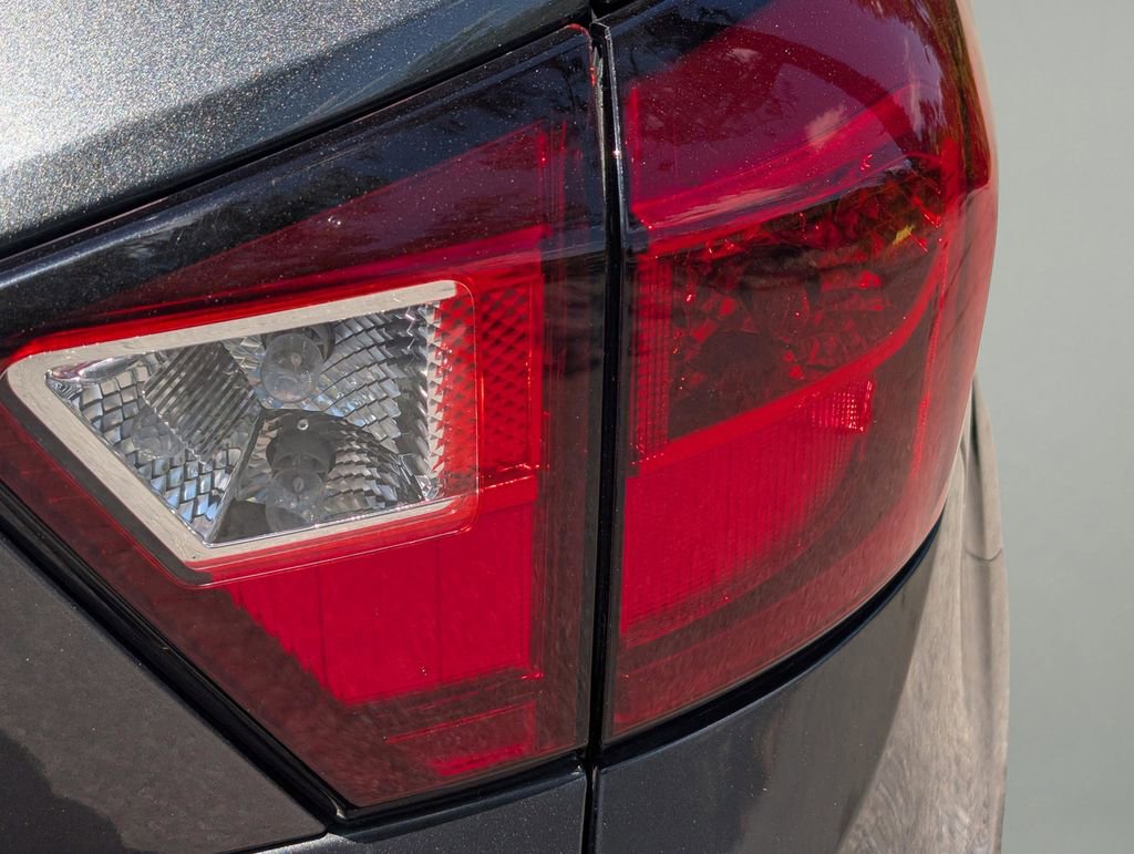 Used 2019 Ford Escape SE image 13