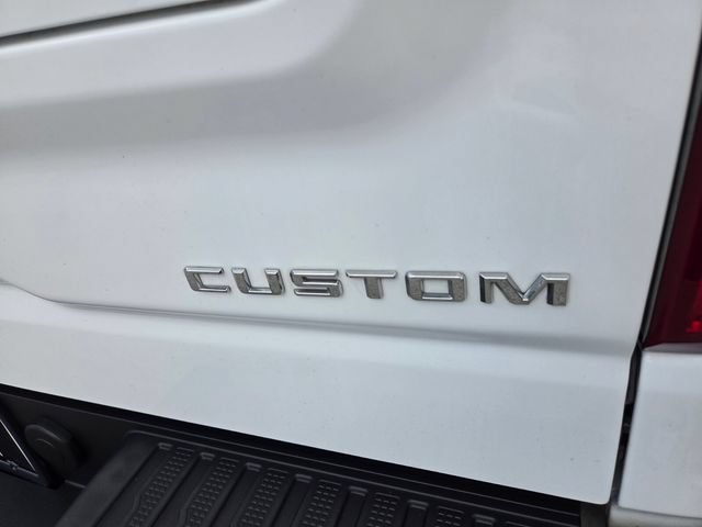 Used 2023 Chevrolet Silverado 1500 Custom RWD image 12