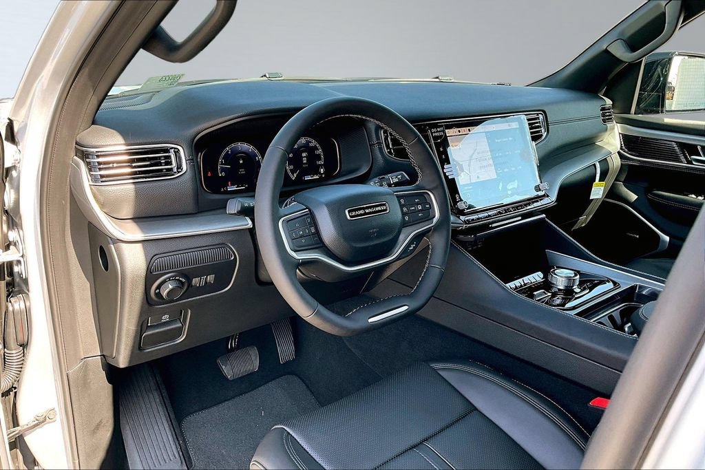 New 2026 Jeep Grand Wagoneer 4WD image 4
