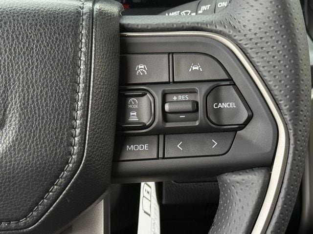 New 2026 Toyota 4Runner TRD Off-Road Premium AWD/4WD image 15