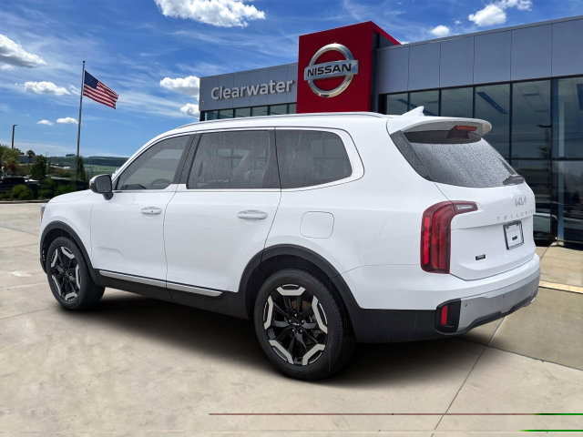 Used 2023 Kia Telluride S FWD image 7