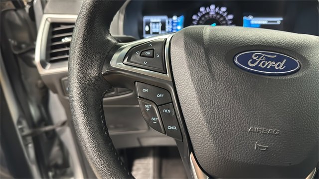 Used 2024 Ford Edge SEL image 11