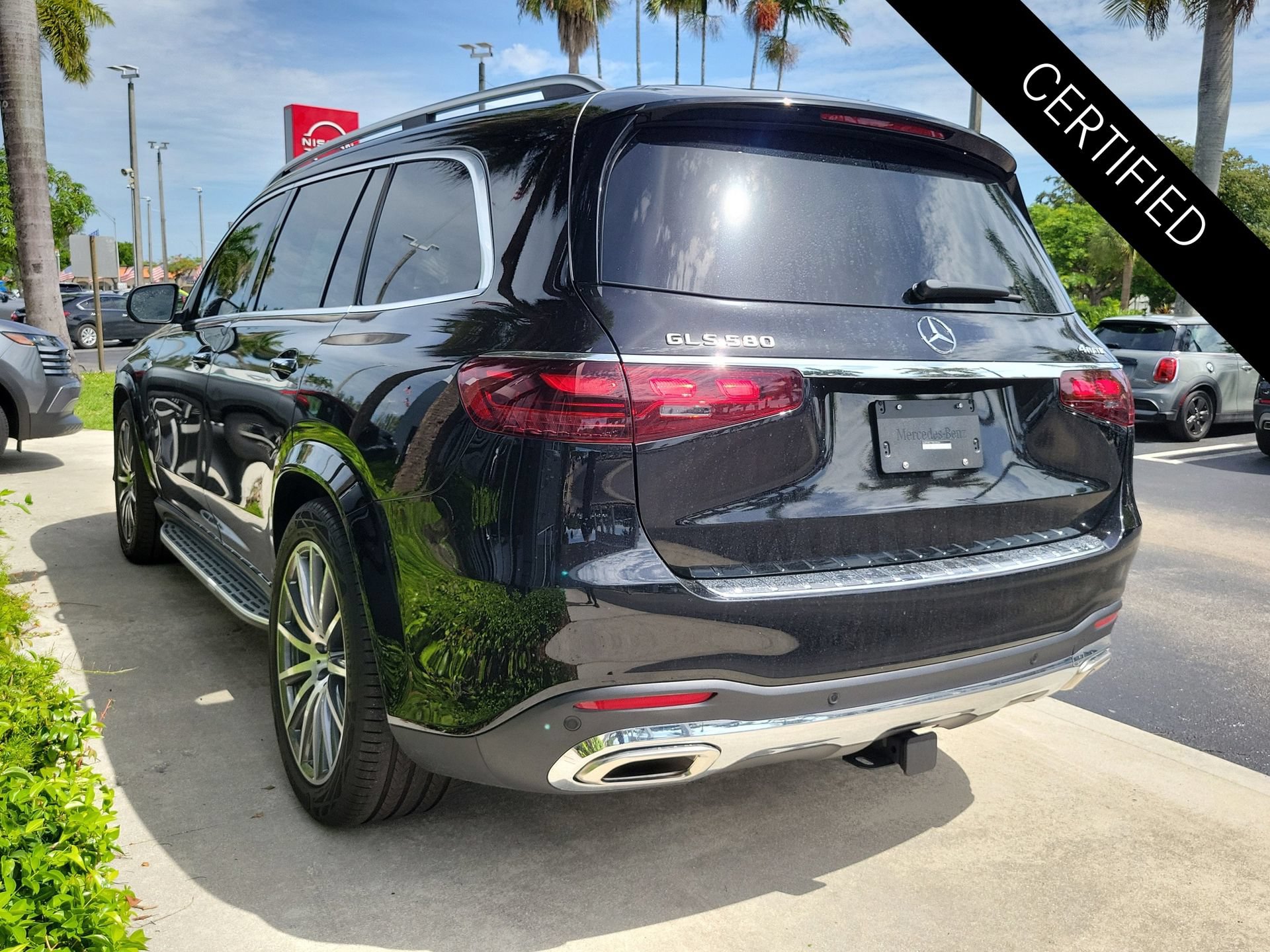 Certified 2026 Mercedes-Benz GLS 580 4MATIC image 5