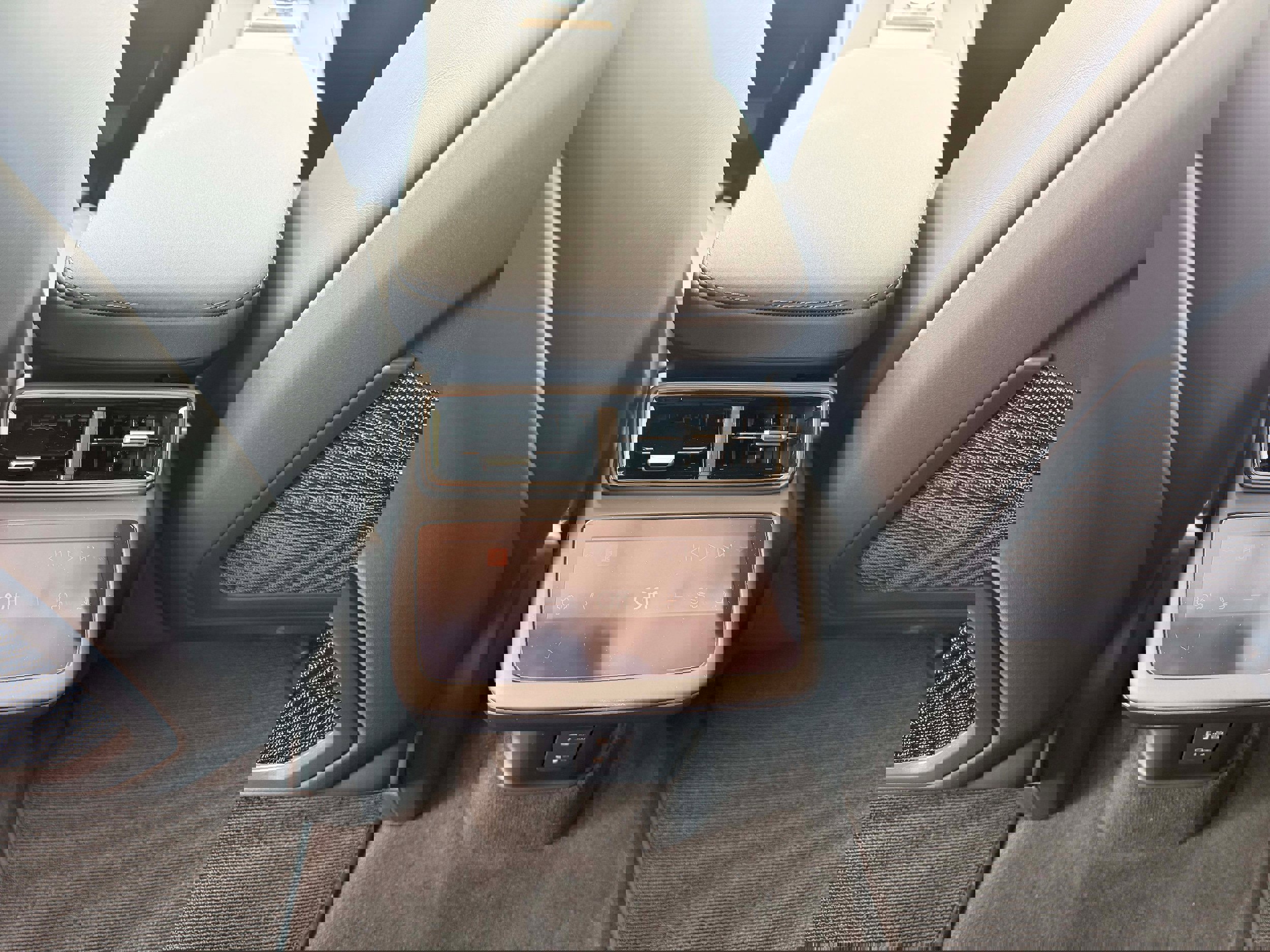 New 2026 Polestar Polestar 4 image 18