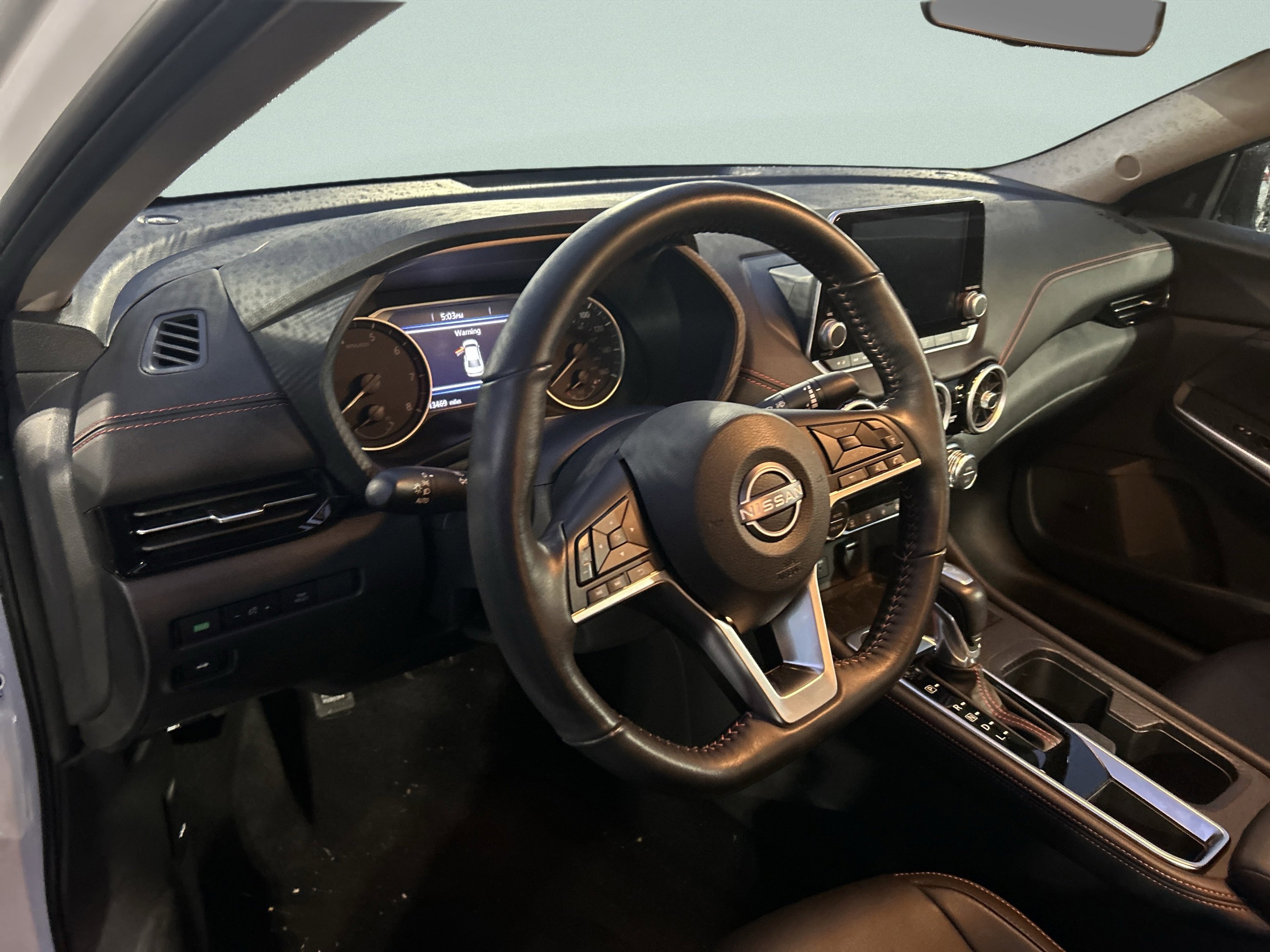 Used 2025 Nissan Sentra SR w/ SR Premium Package image 21