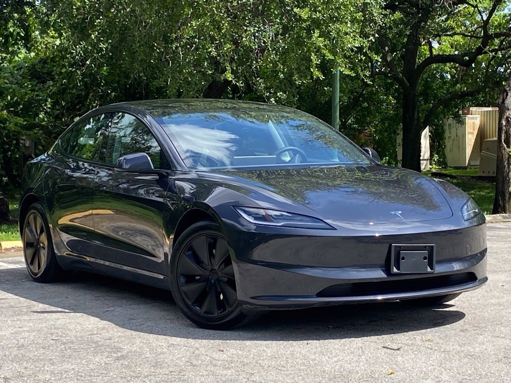Used 2024 Tesla Model 3 Standard Range RWD image 8