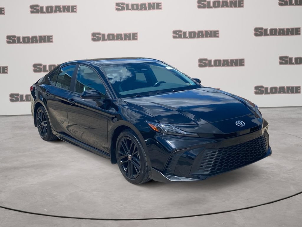 Used 2025 Toyota Camry SE w/ Convenience Package FWD image 7