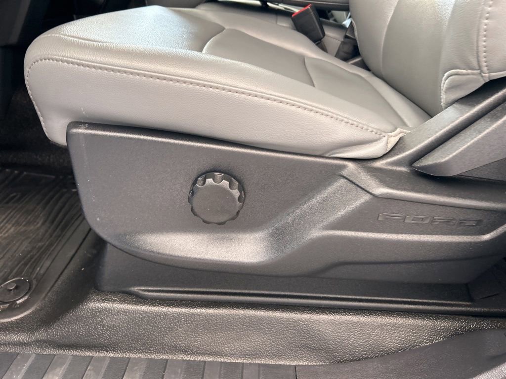 Used 2024 Ford F350 XL w/ FX4 Off-Road Package image 43