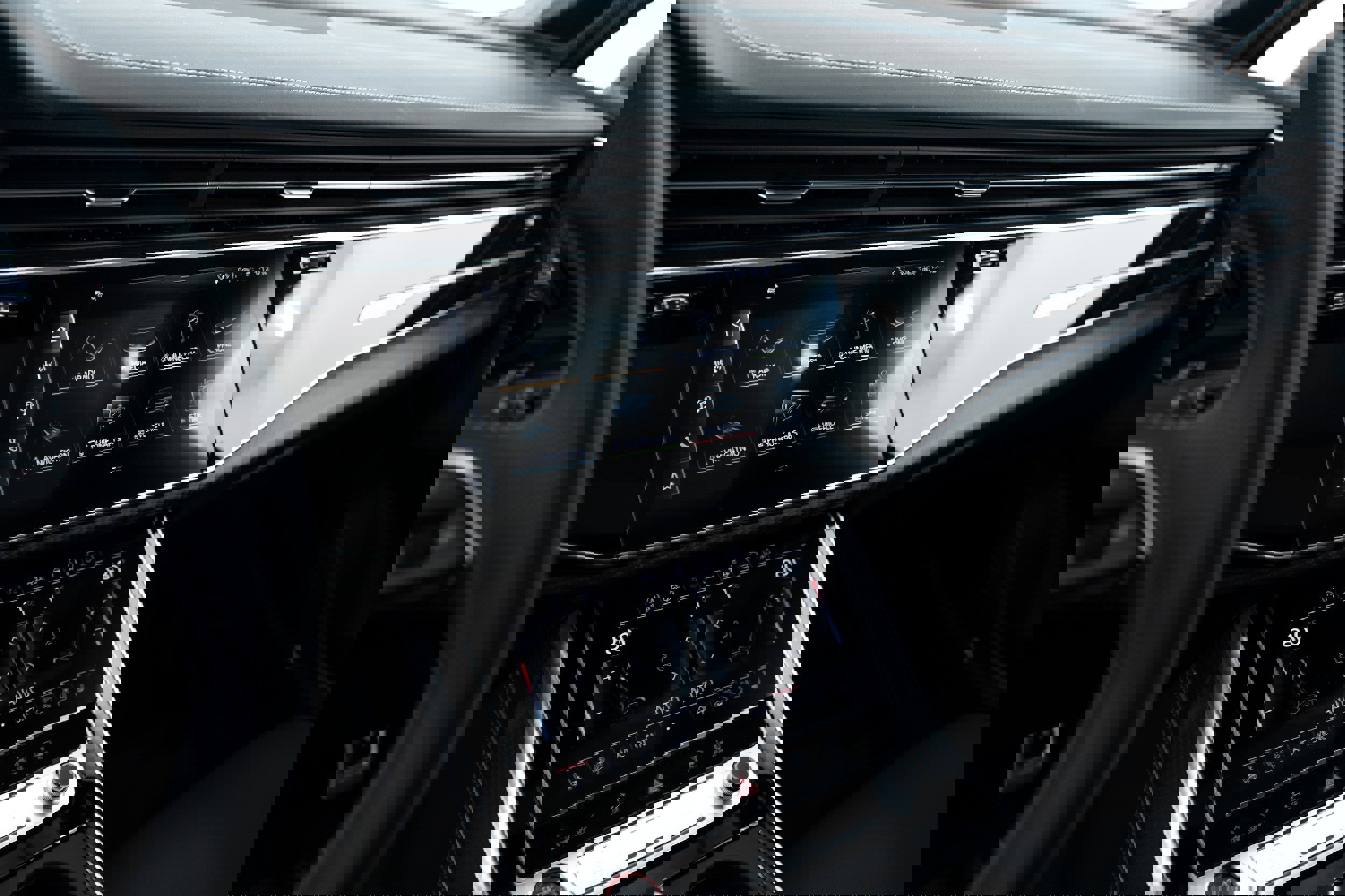 New 2026 Audi SQ7 Prestige image 11