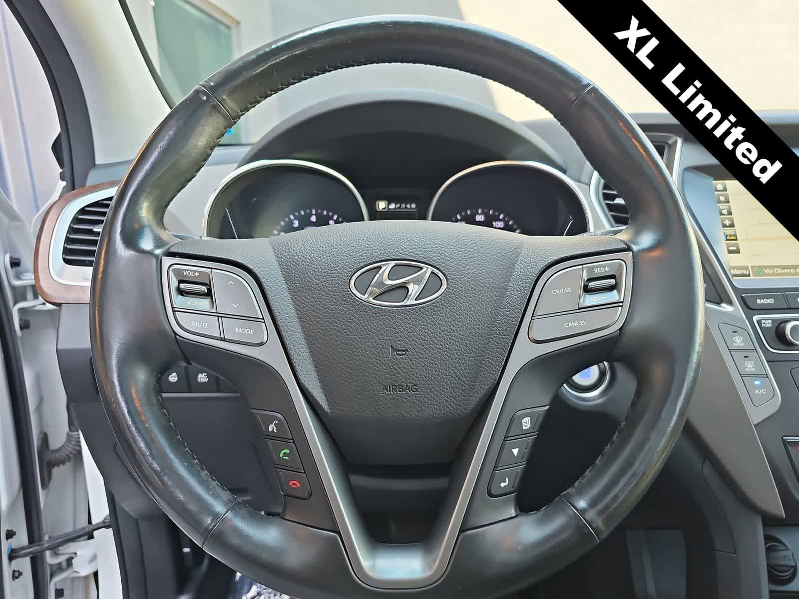 Used 2019 Hyundai Santa Fe XL FWD image 19