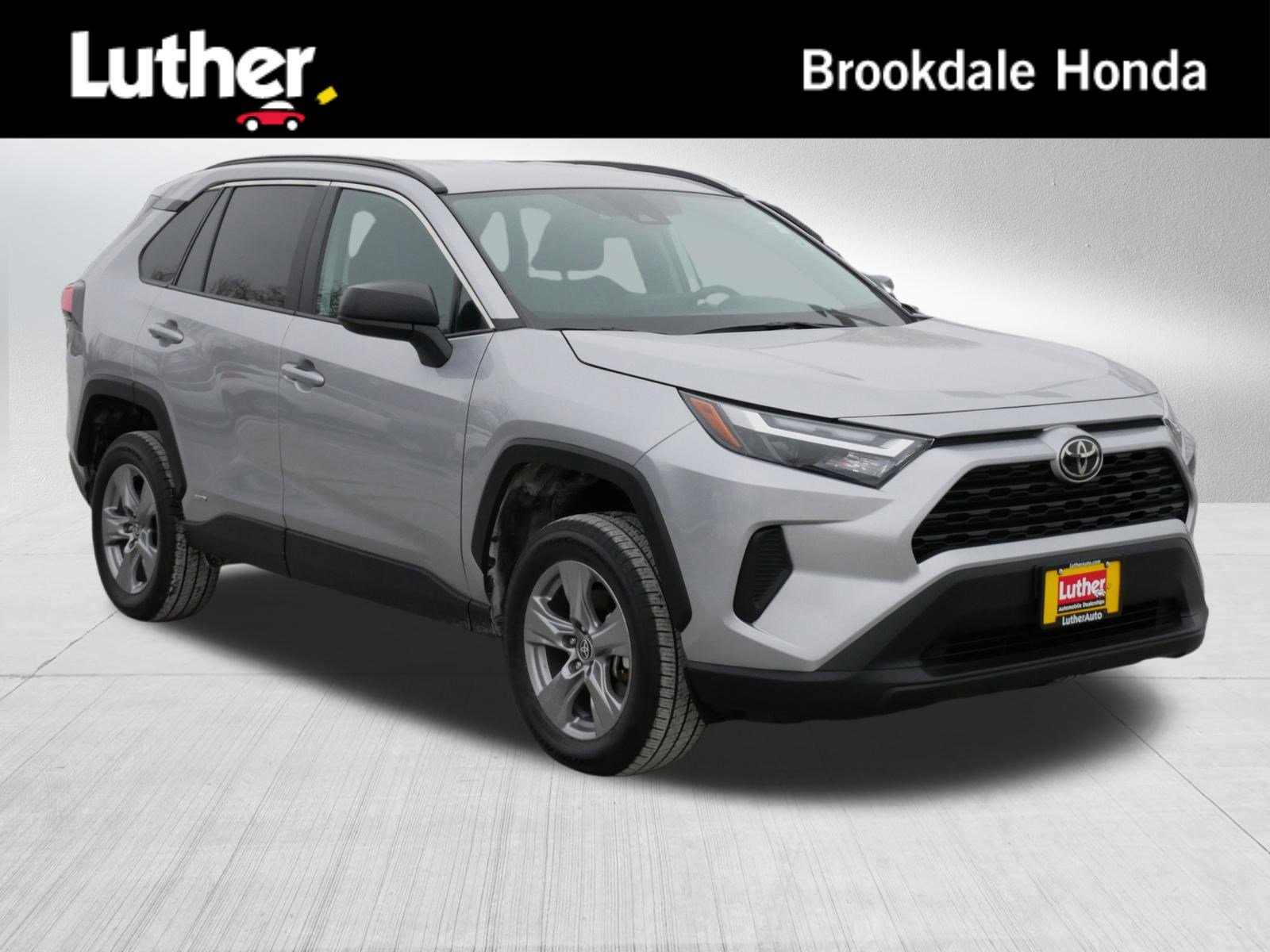 Used 2025 Toyota RAV4 LE image 1