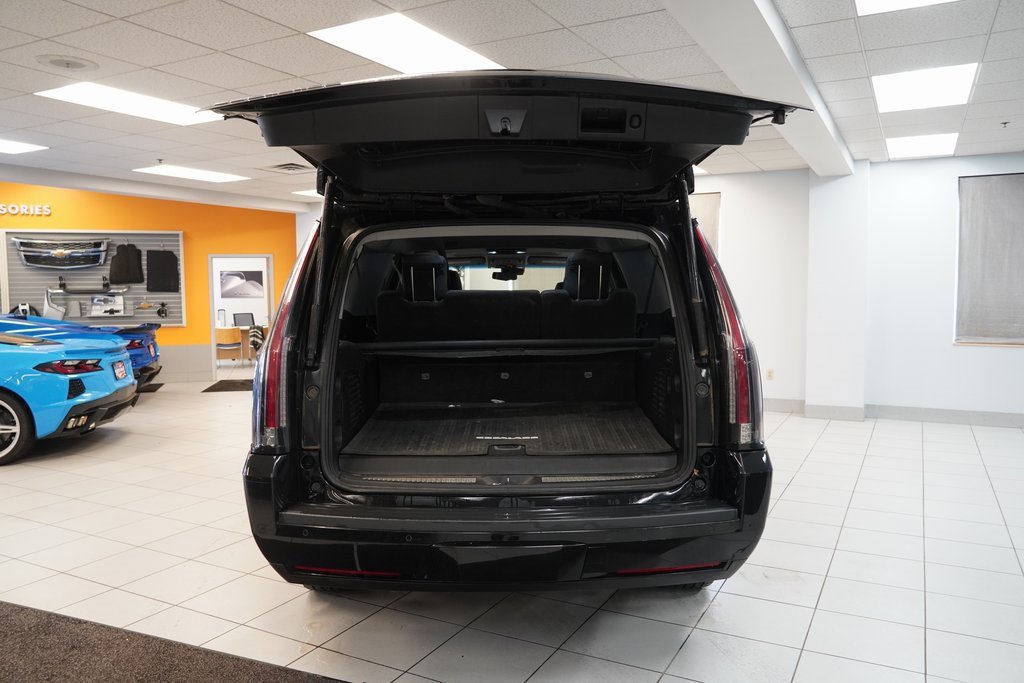 Used 2020 Cadillac Escalade ESV Luxury image 11