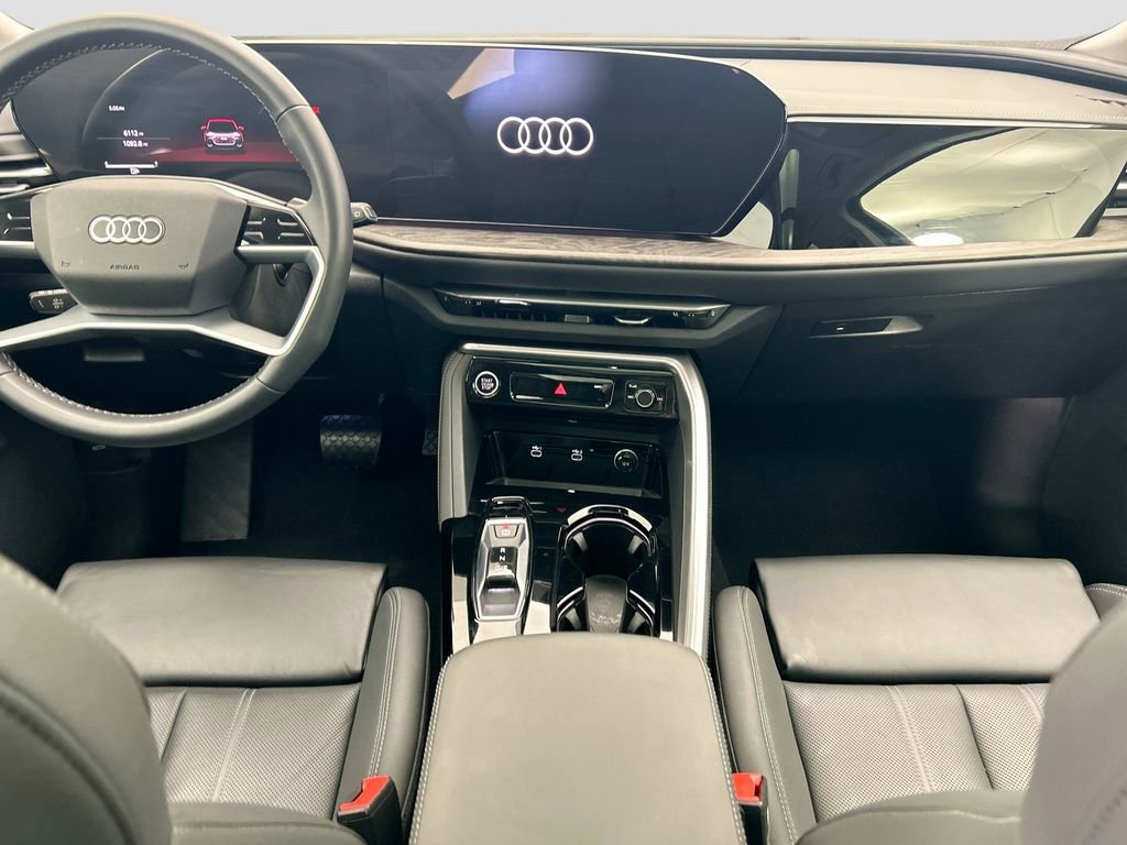 Certified 2025 Audi Q5 Premium Plus w/ Premium Plus image 13