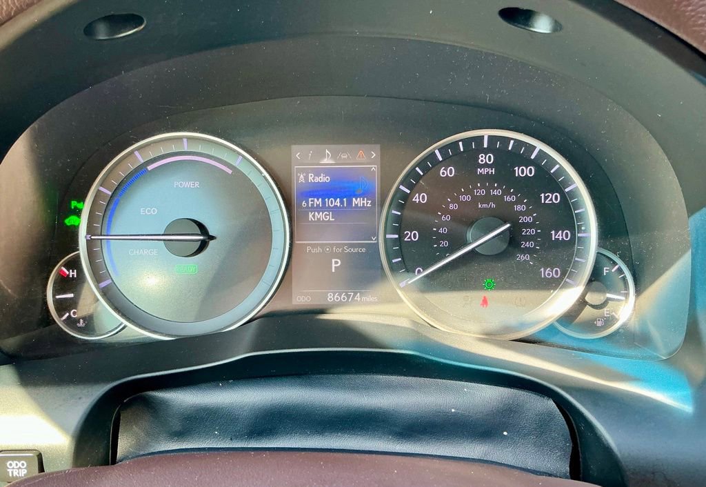 Used 2016 Lexus ES 300h w/ Premium Package w/Wood Trim image 33