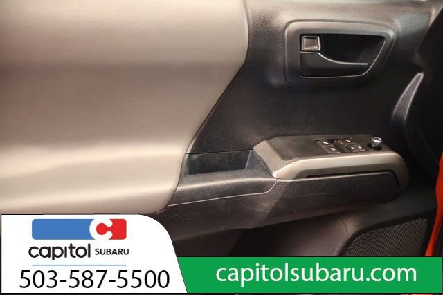 Used 2018 Toyota Tacoma SR5 image 9