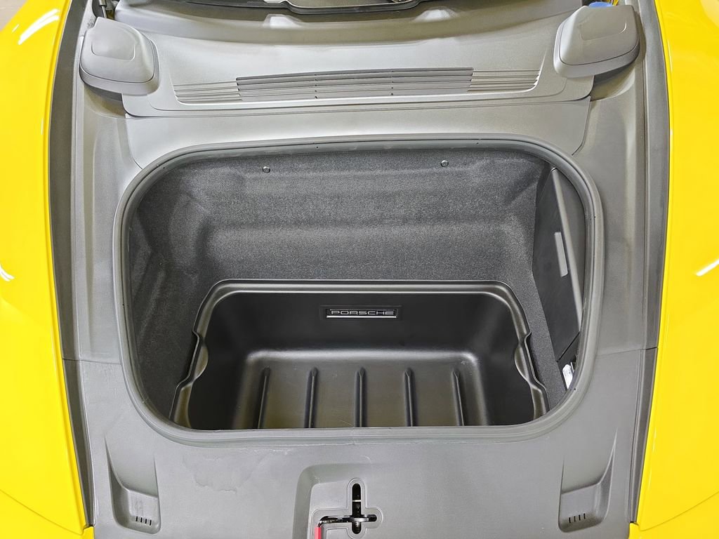 Used 2024 Porsche 911 Carrera T image 25