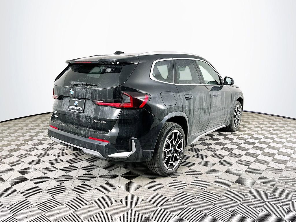 New 2026 BMW X1 xDrive28i w/ Technology Package image 9