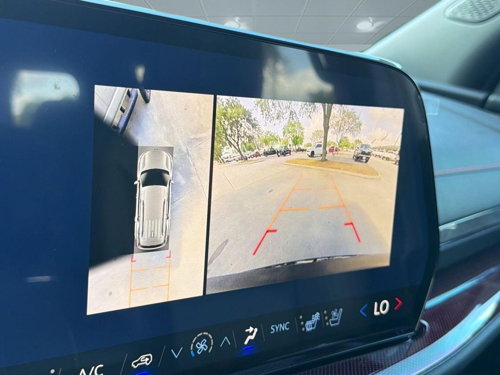 New 2026 Chevrolet Traverse RS FWD image 25