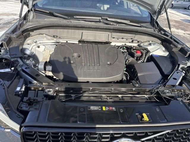 Used 2024 Volvo XC60 B5 Plus image 15