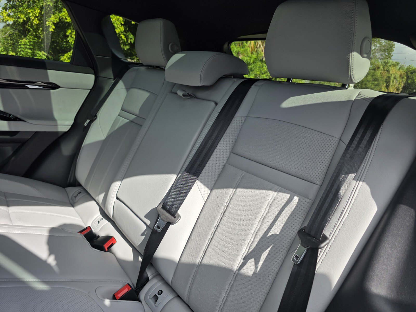 New 2026 Land Rover Range Rover Evoque S AWD/4WD image 13