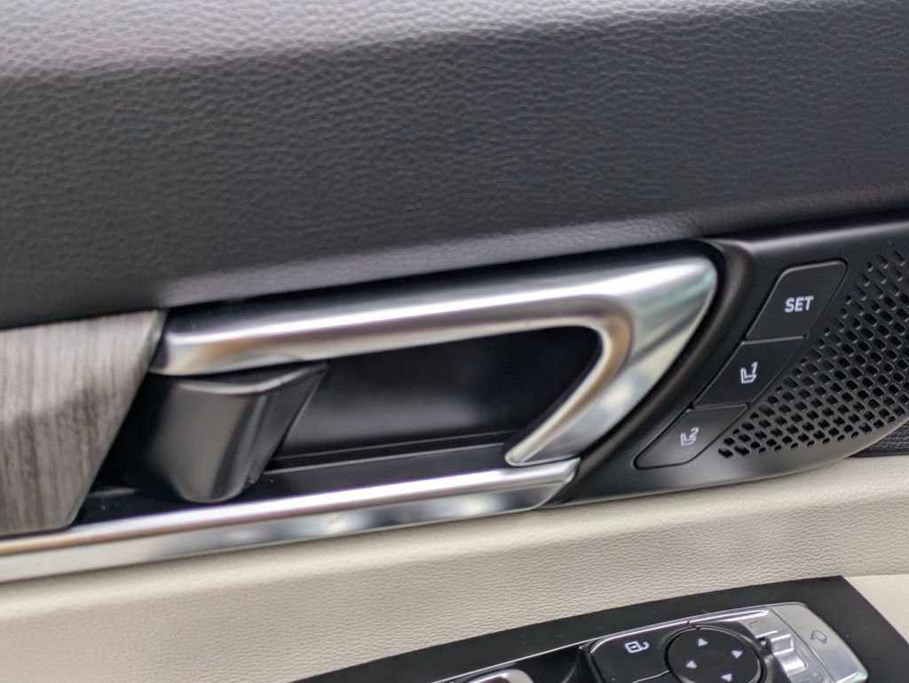 Used 2024 Kia Telluride SX image 12