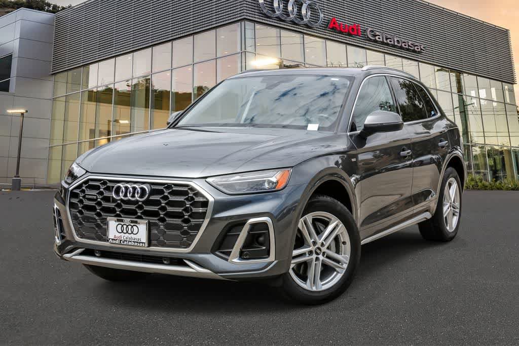 Used 2024 Audi Q5 e Premium w/ Convenience Package AWD/4WD video 1