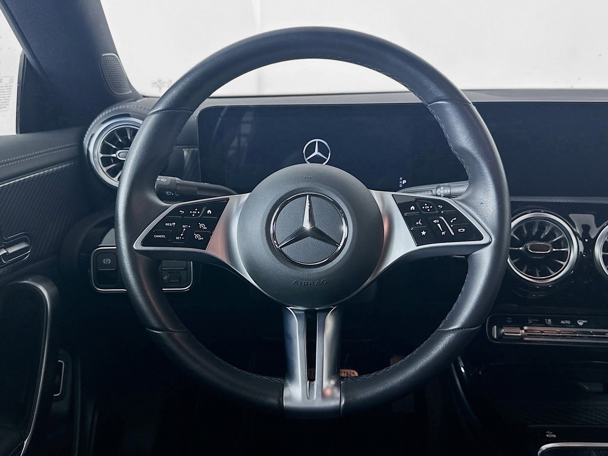 Used 2025 Mercedes-Benz CLA 250 4MATIC image 18