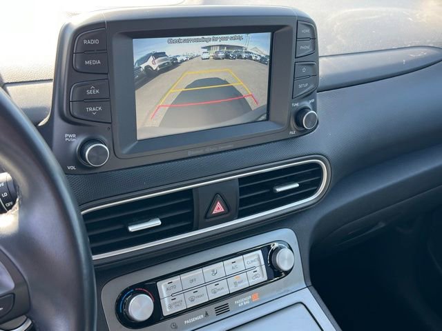Used 2020 Hyundai Kona Limited w/ Cargo Package image 21