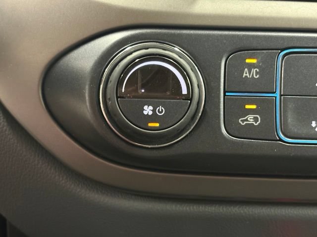 Used 2019 Chevrolet Colorado Z71 AWD/4WD image 30