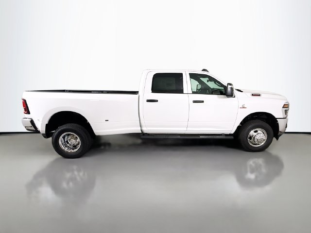 New 2026 RAM 3500 Tradesman AWD/4WD image 8