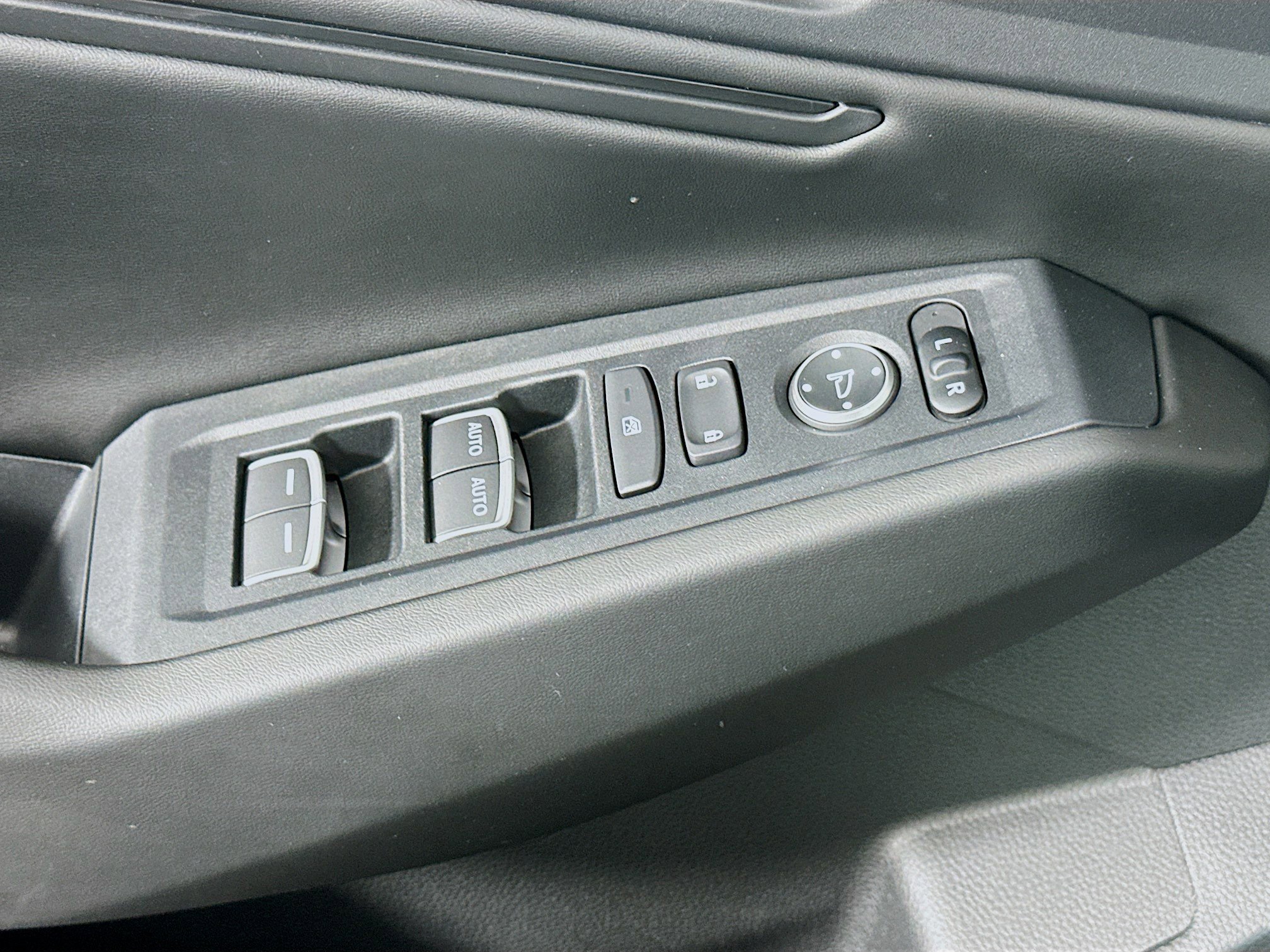 Used 2024 Honda Accord EX image 15