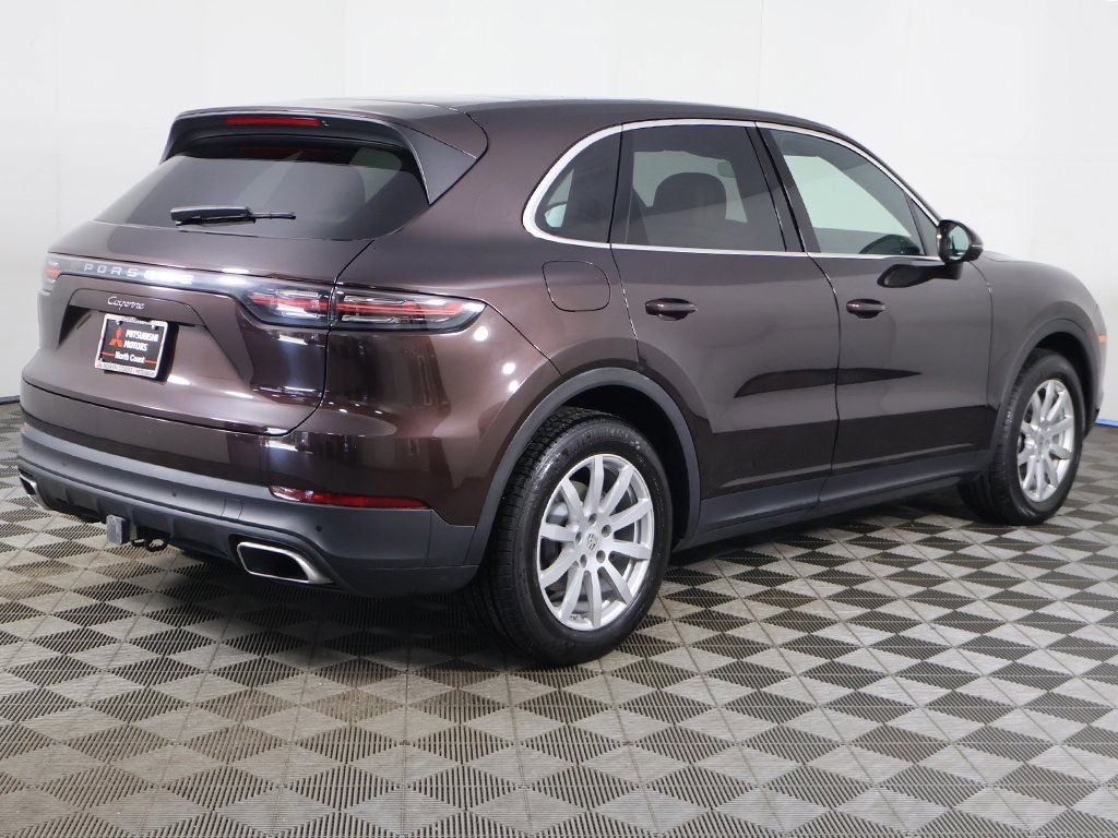 Used 2022 Porsche Cayenne image 15