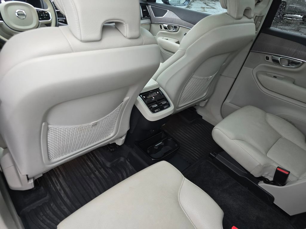 Used 2023 Volvo XC90 B6 Plus w/ Protection Package Premier image 28
