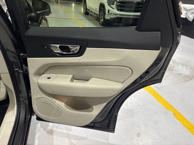 Used 2019 Volvo XC60 T5 Inscription AWD/4WD image 36
