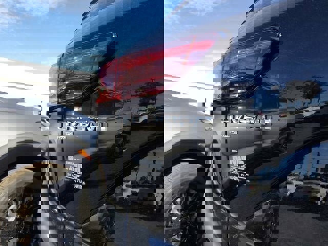 New 2026 Buick Envision Sport Touring image 9