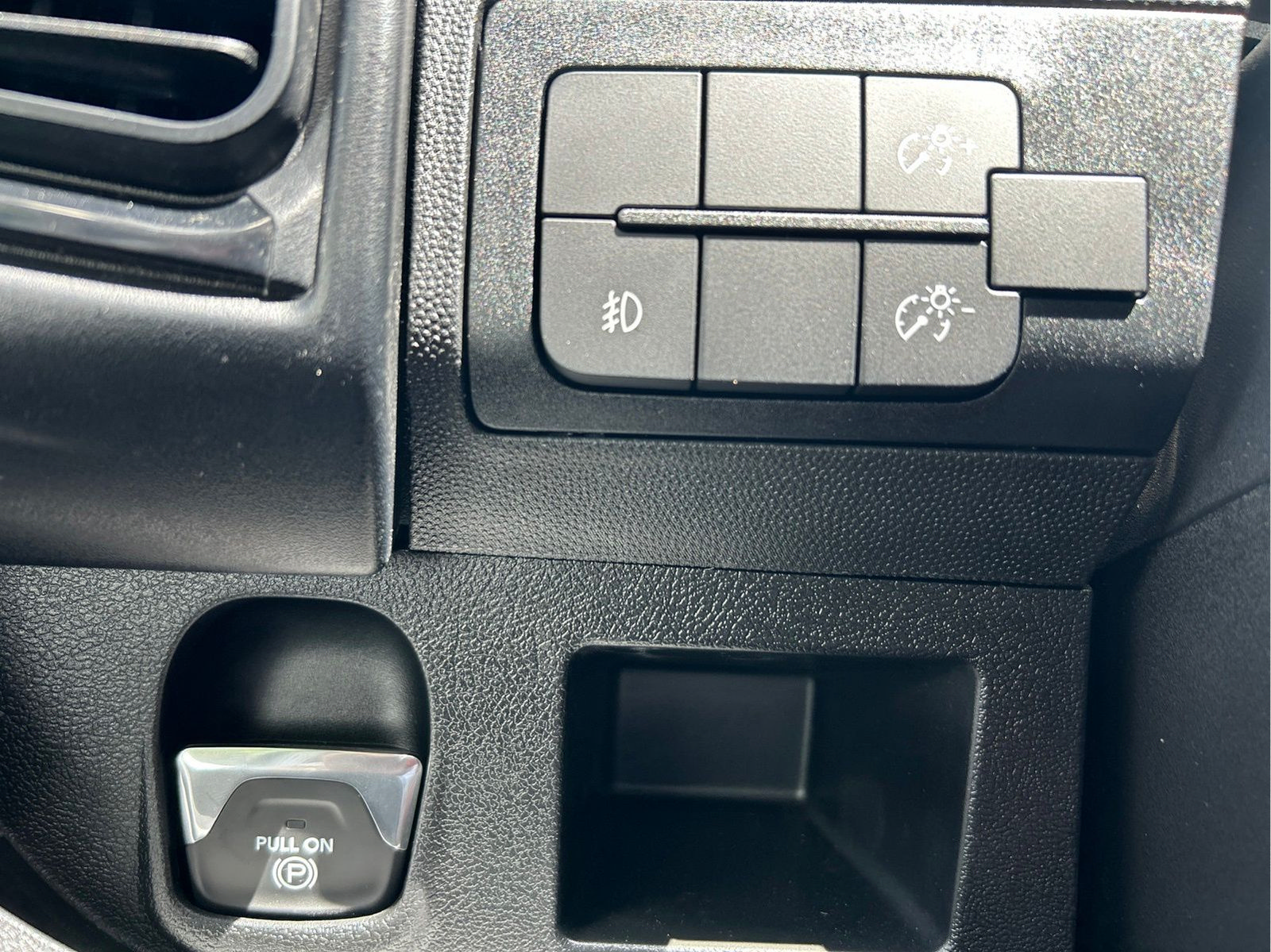 New 2026 RAM ProMaster 2500 w/ Convenience Group FWD image 22