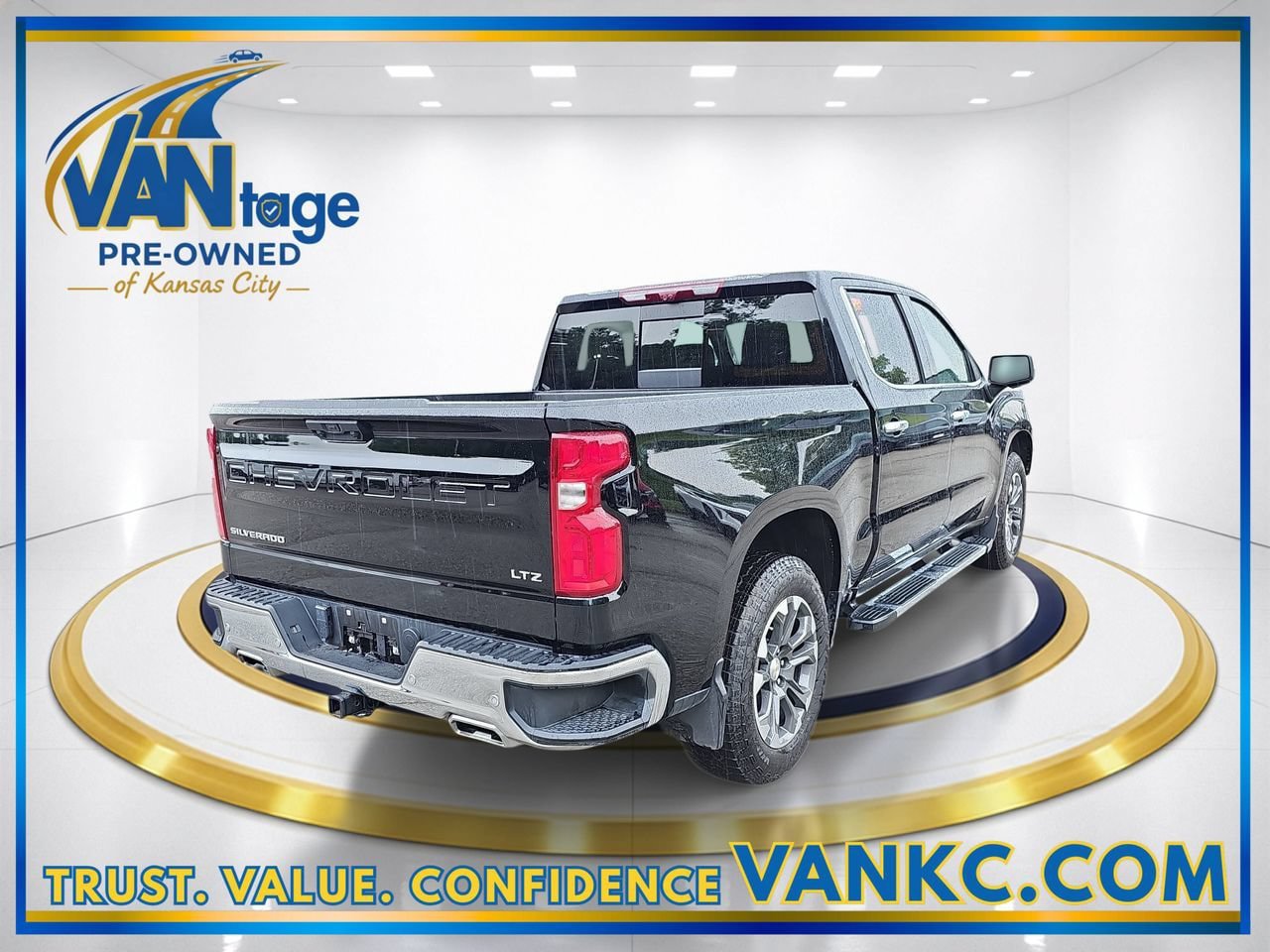 Certified 2025 Chevrolet Silverado 1500 LTZ w/ LTZ Premium Package AWD/4WD image 6