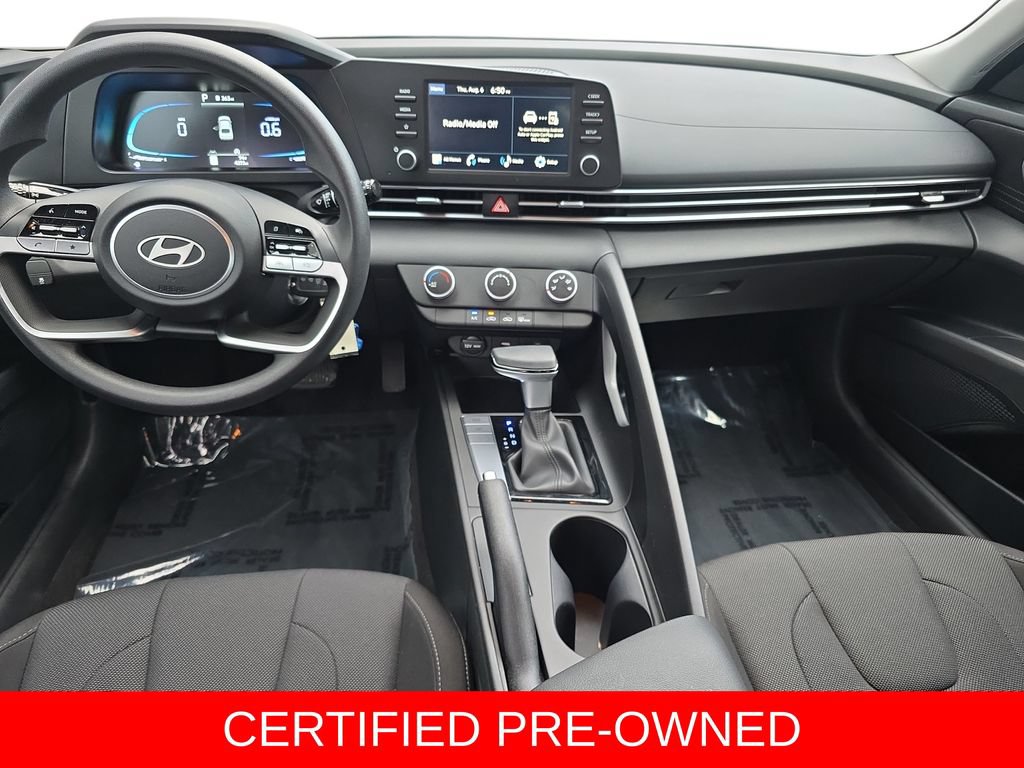 Certified 2026 Hyundai Elantra SE FWD image 36