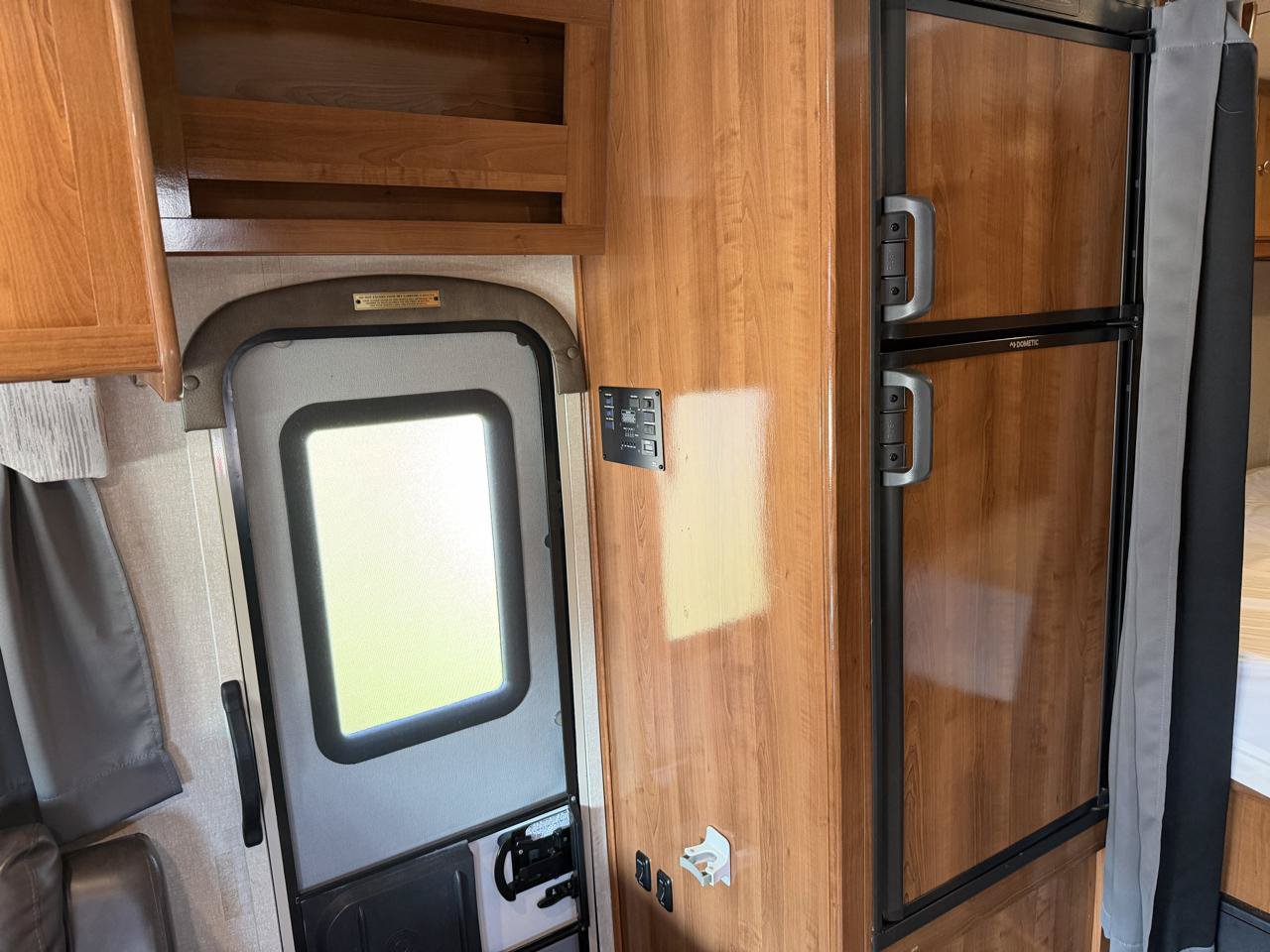 Used 2018 Ford E-350 and Econoline 350 Super Duty w/ Motorhome Prep Package RWD image 17