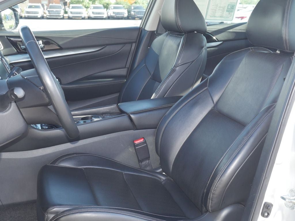 Used 2021 Nissan Maxima 3.5 SV w/ Floor Mat Group FWD image 7